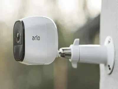 Arlo Pro Rechargeable Outdoor Security Camera